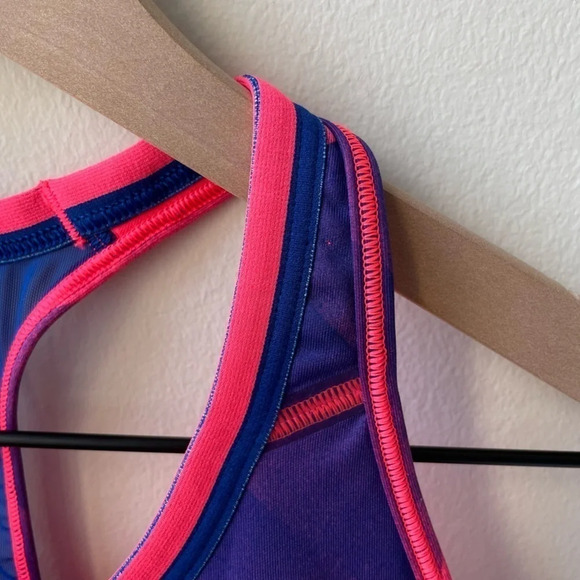 adidas Don't Rest Alphaskin Graphic Bra, Signal Pink/Royal Blue - Picture 3 of 11